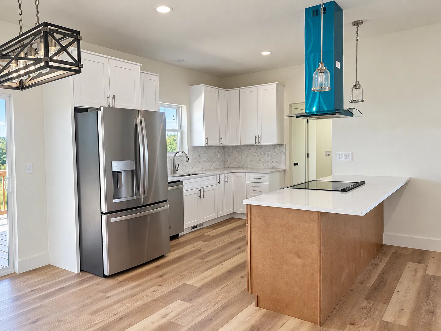 Brand New 3 Bedroom Home — Photo 4