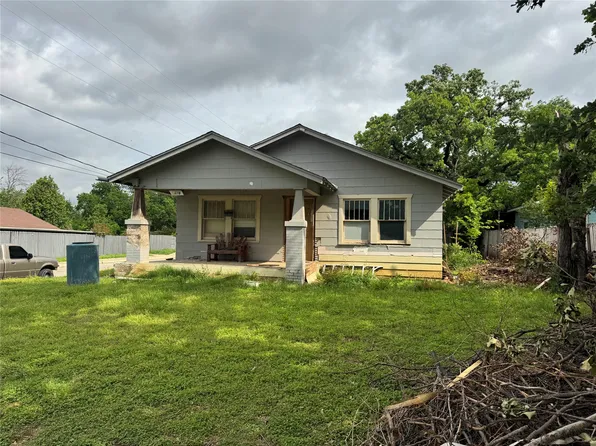 3301 Baylor St, Fort Worth, TX 76119