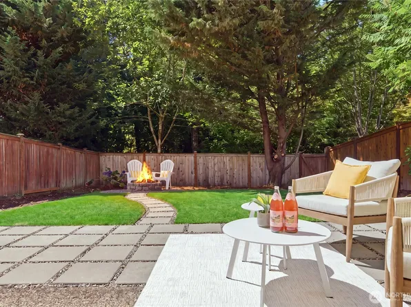 8303 233rd Place NE, Redmond, WA 98053
