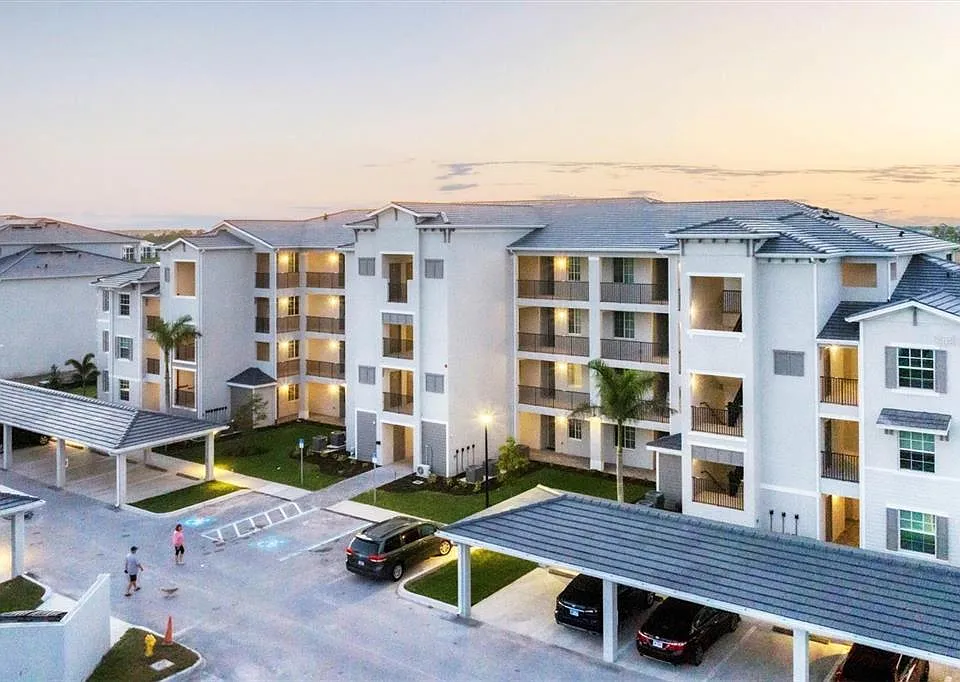 17565 Opal Sand Dr #208