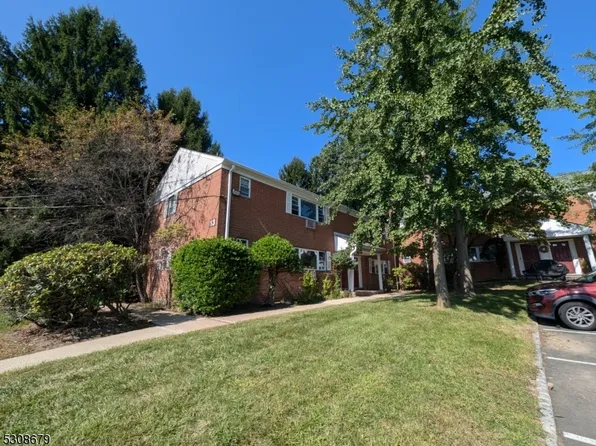 2467 Route 10 13 8b, Morris Plains, NJ