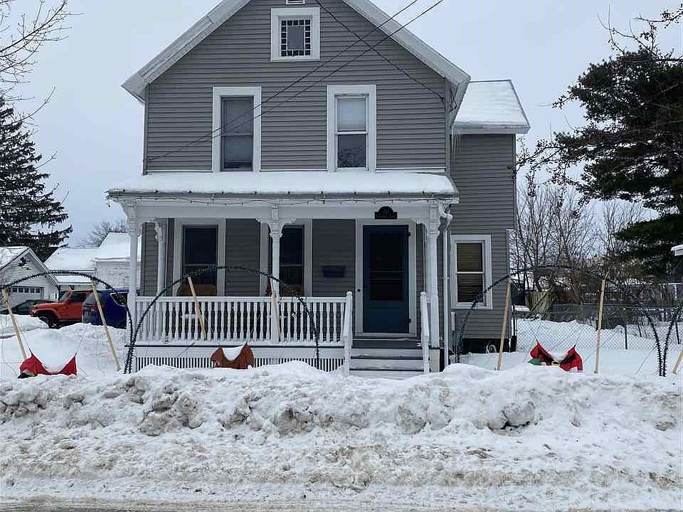 1st image of 711 Montgomery St