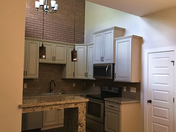 2nd image of 2402 Broadmoor Dr #4101CC