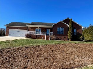 5083 S Oak Cir, Granite Falls, NC 28630