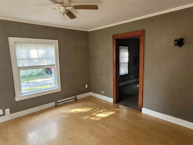 2504 Herbert St — Photo 3
