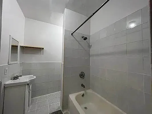 Rented by CSS Properties NY LLC | media 19