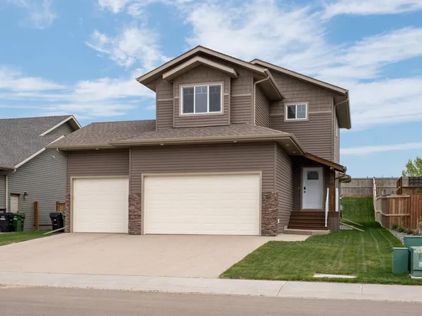 6210 S 28th Ave, Close Camrose, AB T4V 5J6