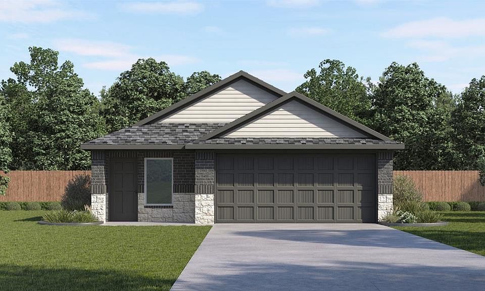 1st image of 600 NE 103rd St
