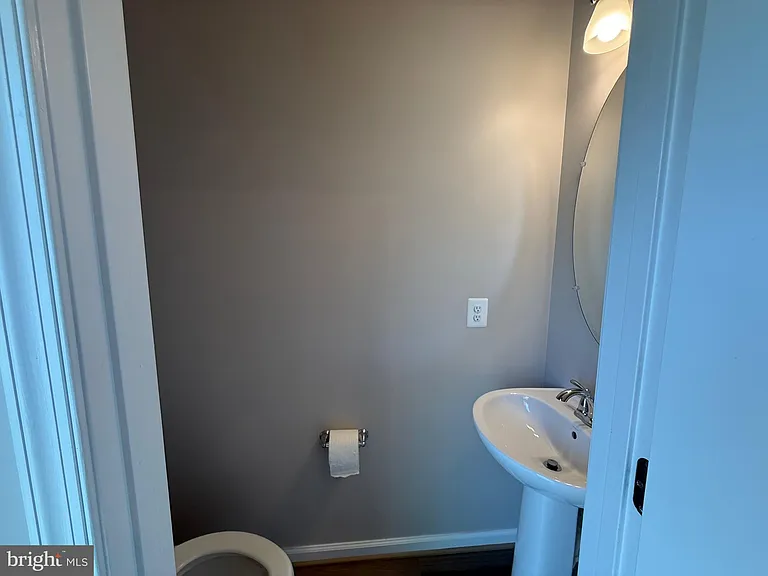 221 Narrowleaf Way — Photo 42