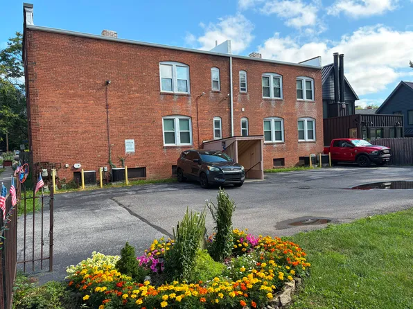 1745 W 31st Pl APT 3, Cleveland, OH 44113