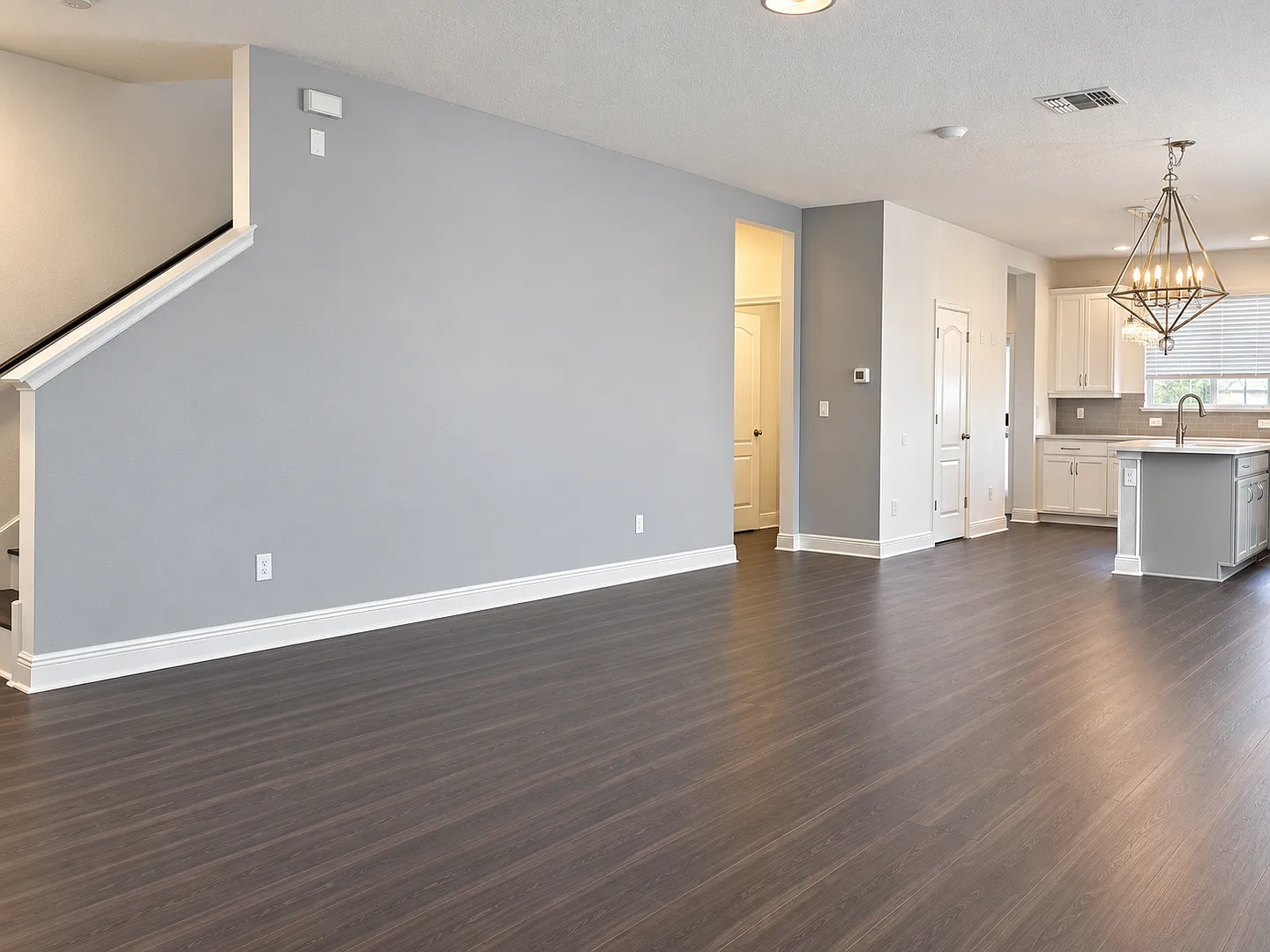 Beautiful 3 bedroom townhouse in Horizon Wests Hamlin Community - Available now! — Photo 3