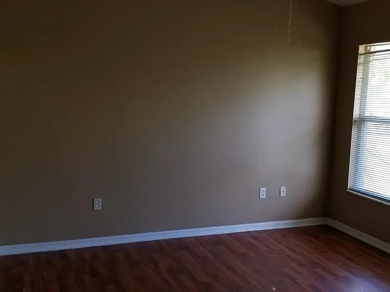 7565 Carrier Rd — Photo 5
