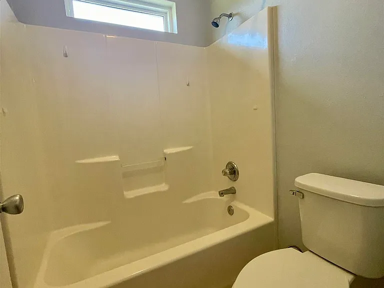 7747 Fenwick St — Photo 23