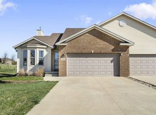 1321 Circle Dr, Parkersburg, IA 50665