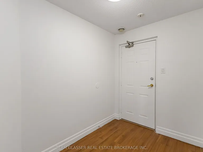 675 Richmond St #609 — Photo 6