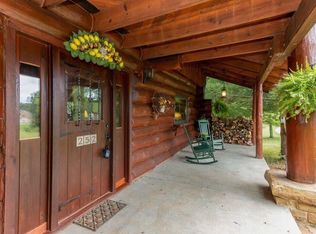 252 Aaron Dr, Nashville, IN 47448
