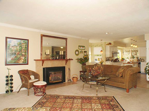 3rd image of 12626 Lakeshore N