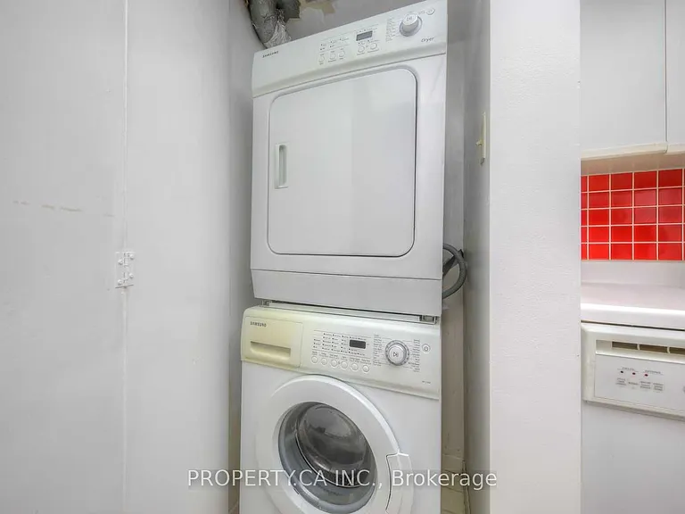 1001 Bay St #2107 — Photo 14