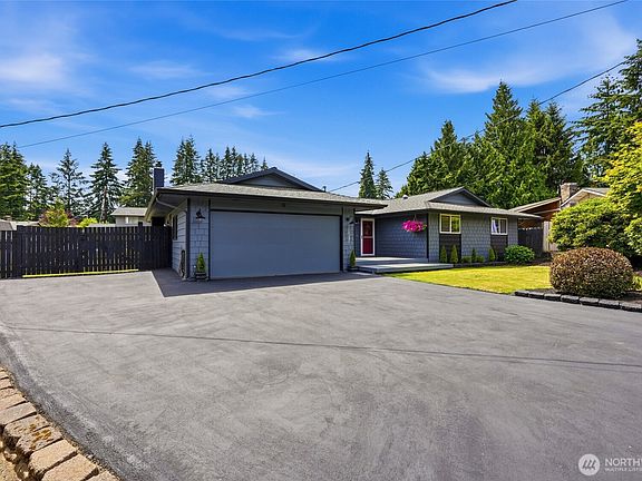 3rd image of 10531 25th Drive SE