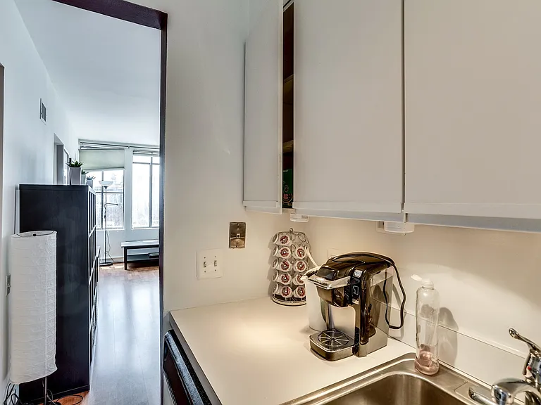 1842 California St NW #13B — Photo 10