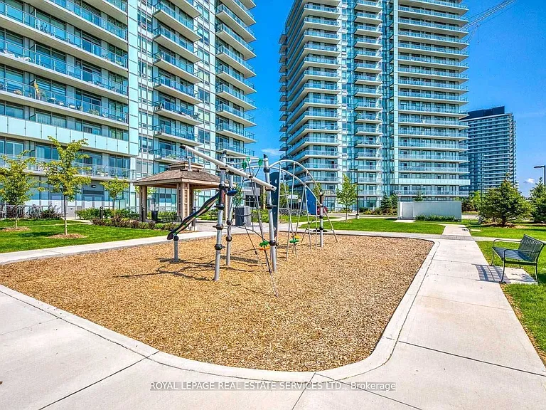 4699 Glen Erin Dr #906 — Photo 18