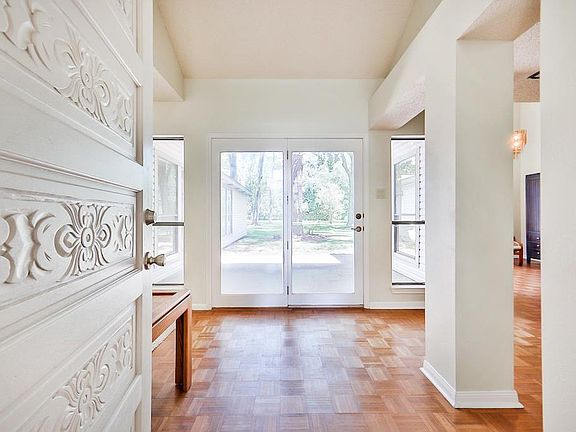3rd image of 11702 Bourgeois Forest Dr