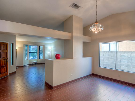 3rd image of 5201 W Aquamarine St