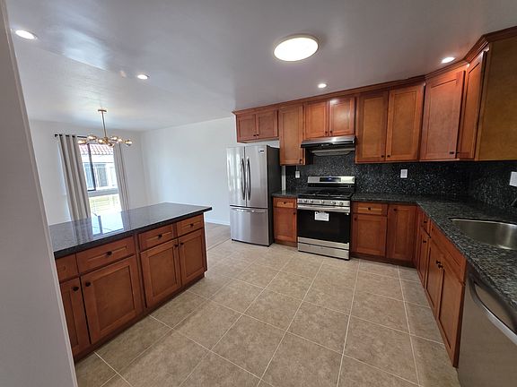 5th image of 57 Leo St
