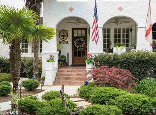 56 Fairhope Ave, Fairhope, AL 36532