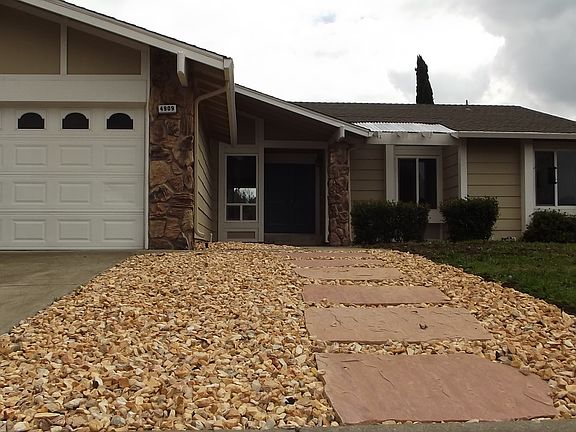 4th image of 4909 Brittany Dr