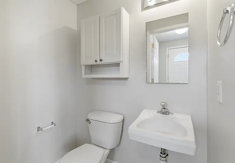 19 Hoban Ct — Photo 13