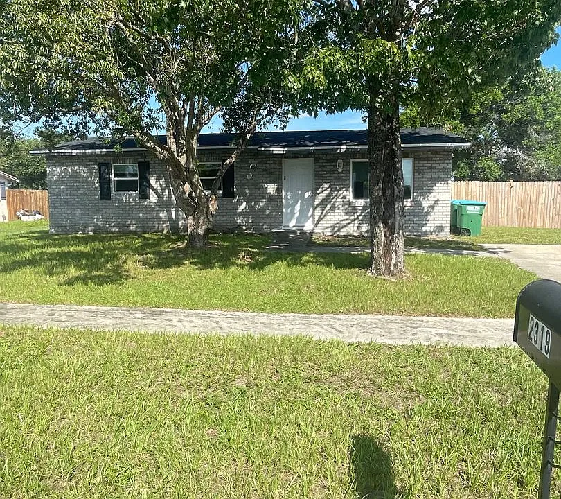 2319 Otis Ave