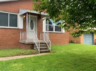 1211 23rd St, Vienna, WV 26105