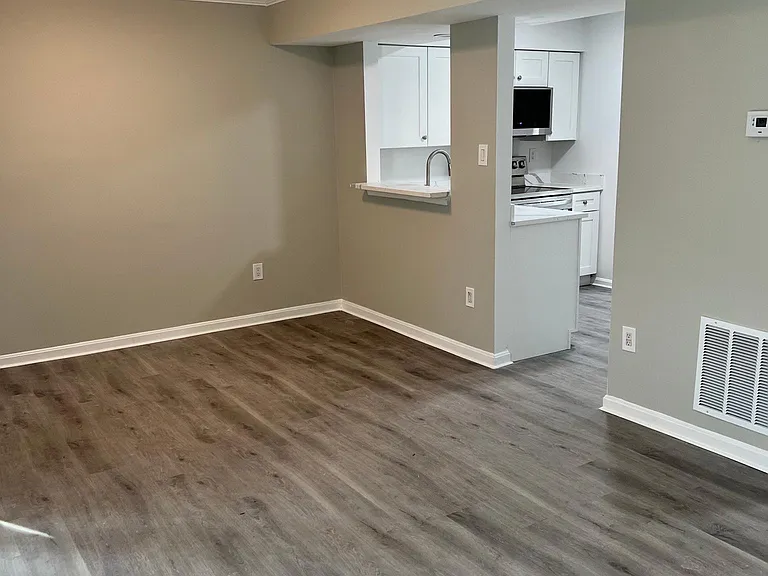 1742 Countrywood Ct — Photo 10