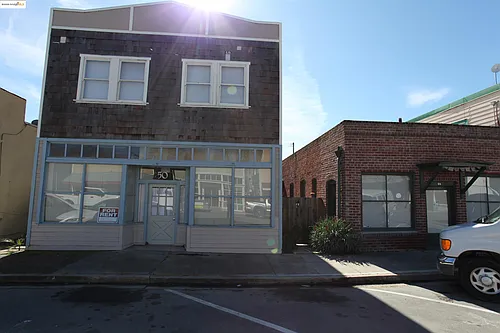 50 Main St Photo 1