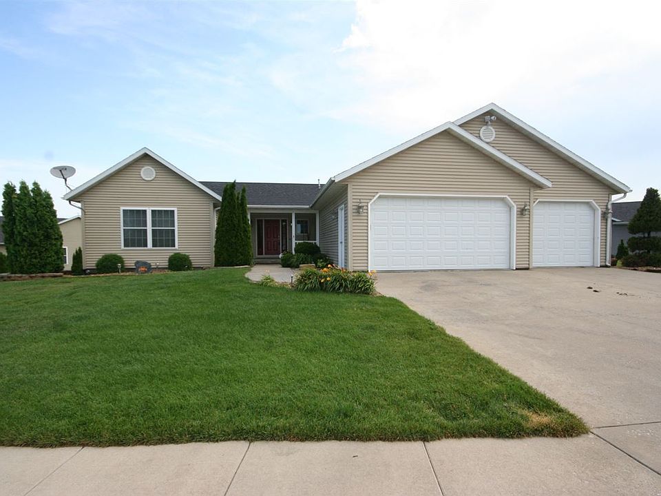 1st image of 808 Hampton Dr