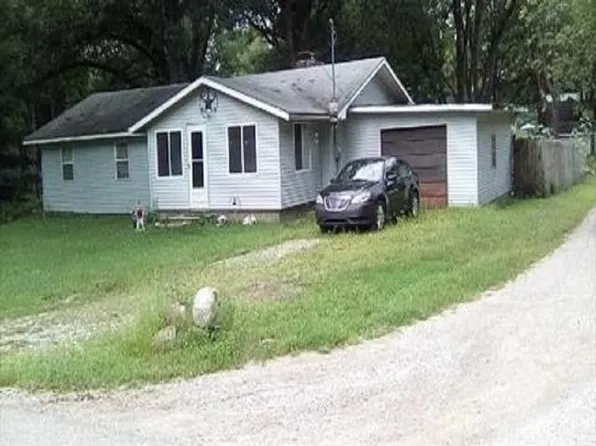 2624 Hemlock Beach Rd, Reading, MI 49274