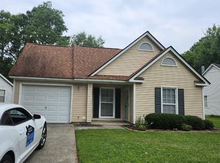211 Alston Cir, Goose Creek, SC 29445