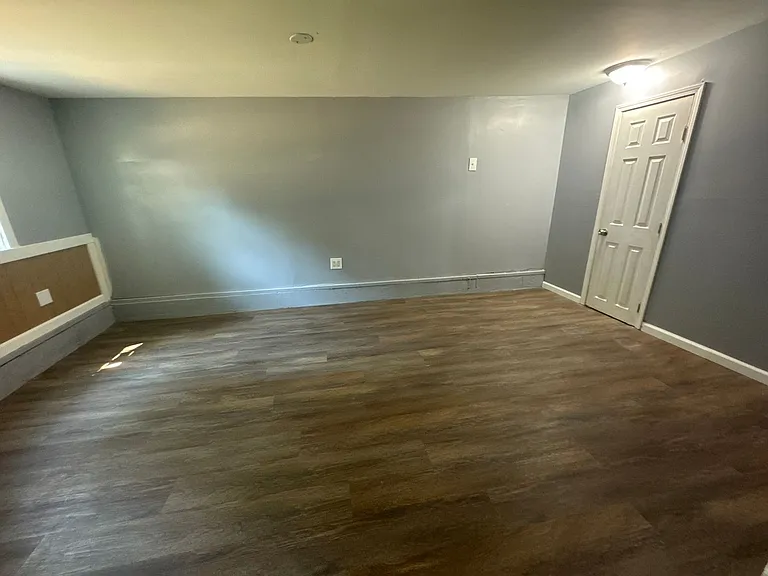 8600 Stella Ave — Photo 14