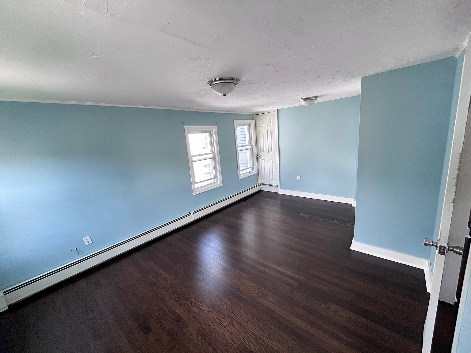 360 Goodrich St — Photo 2