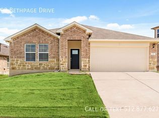 109 Bethpage Dr, San Marcos, TX 78666