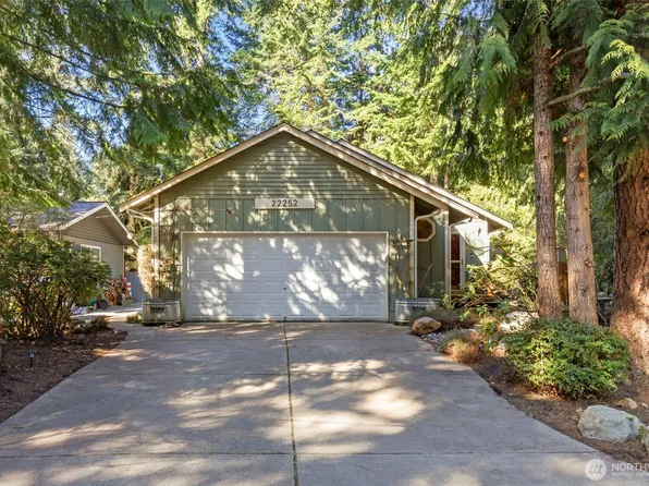 22252 Woodruff Place NE, Poulsbo, WA 98370