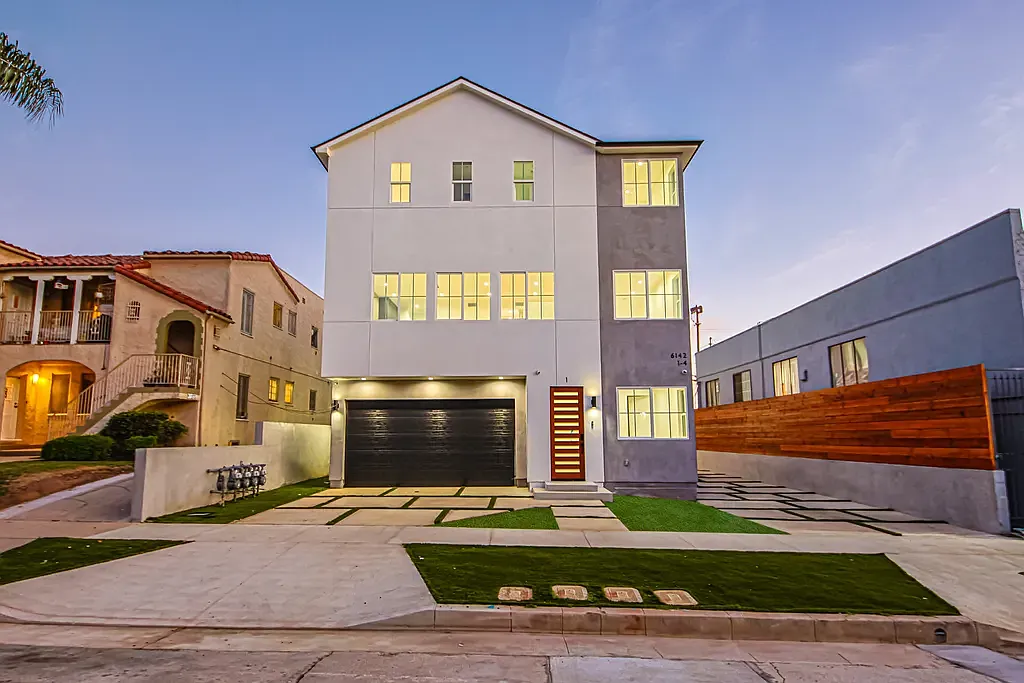 3 bed, $5,250 — Photo 1