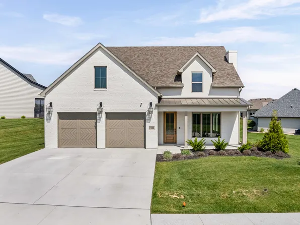 7413 Brackenhill Dr, Columbia, MO 65203