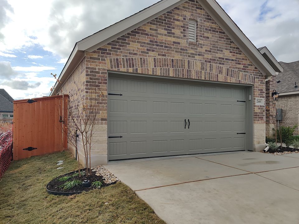 1st image of 246 Blackborrow Dr