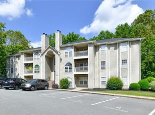 6704 W Friendly Ave UNIT 4F, Greensboro, NC 27410