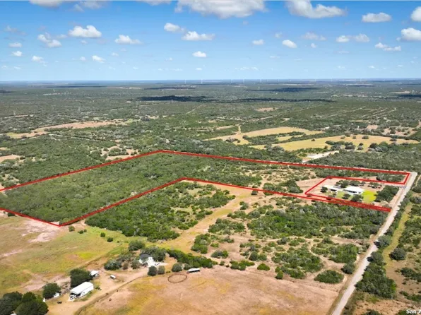 000 CR 342, Beeville, TX 78102