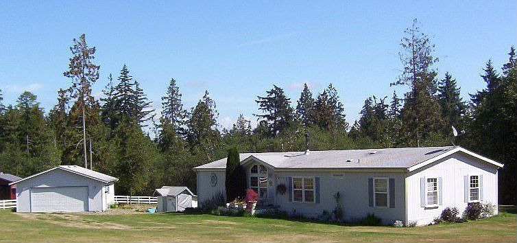 Front of Home and Garage