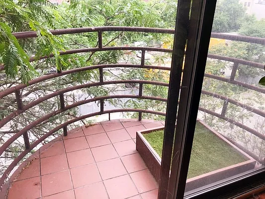 Rented by NY Space Finders Inc. | media 20