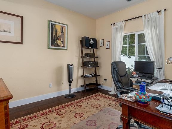 4th image of 2212 Shorebird Dr